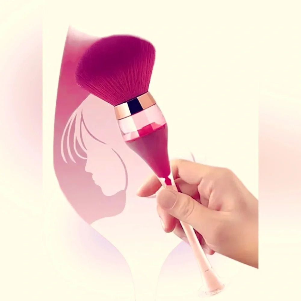 Vintage Style Red Wine  🍷 Class Vegan powder brush